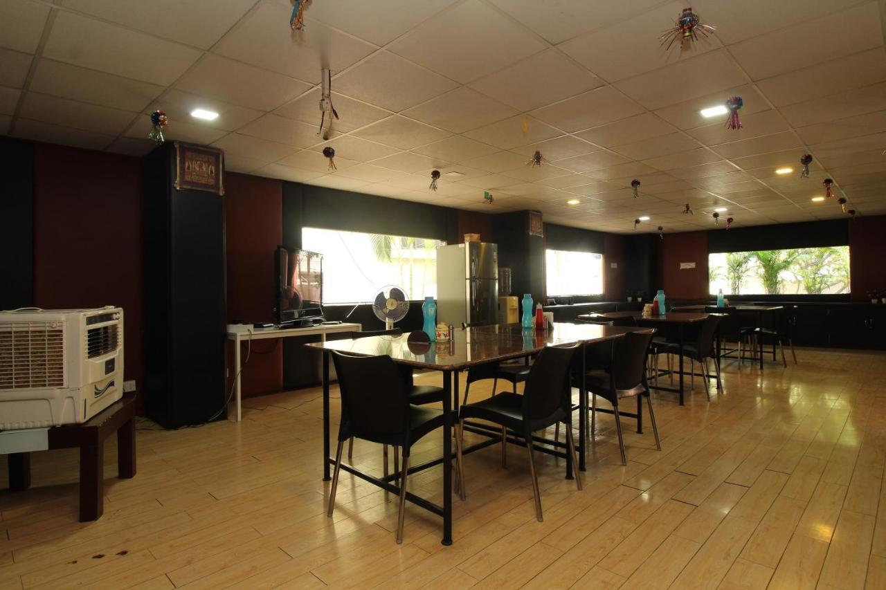 Namo Suites Hyderabad Exteriör bild