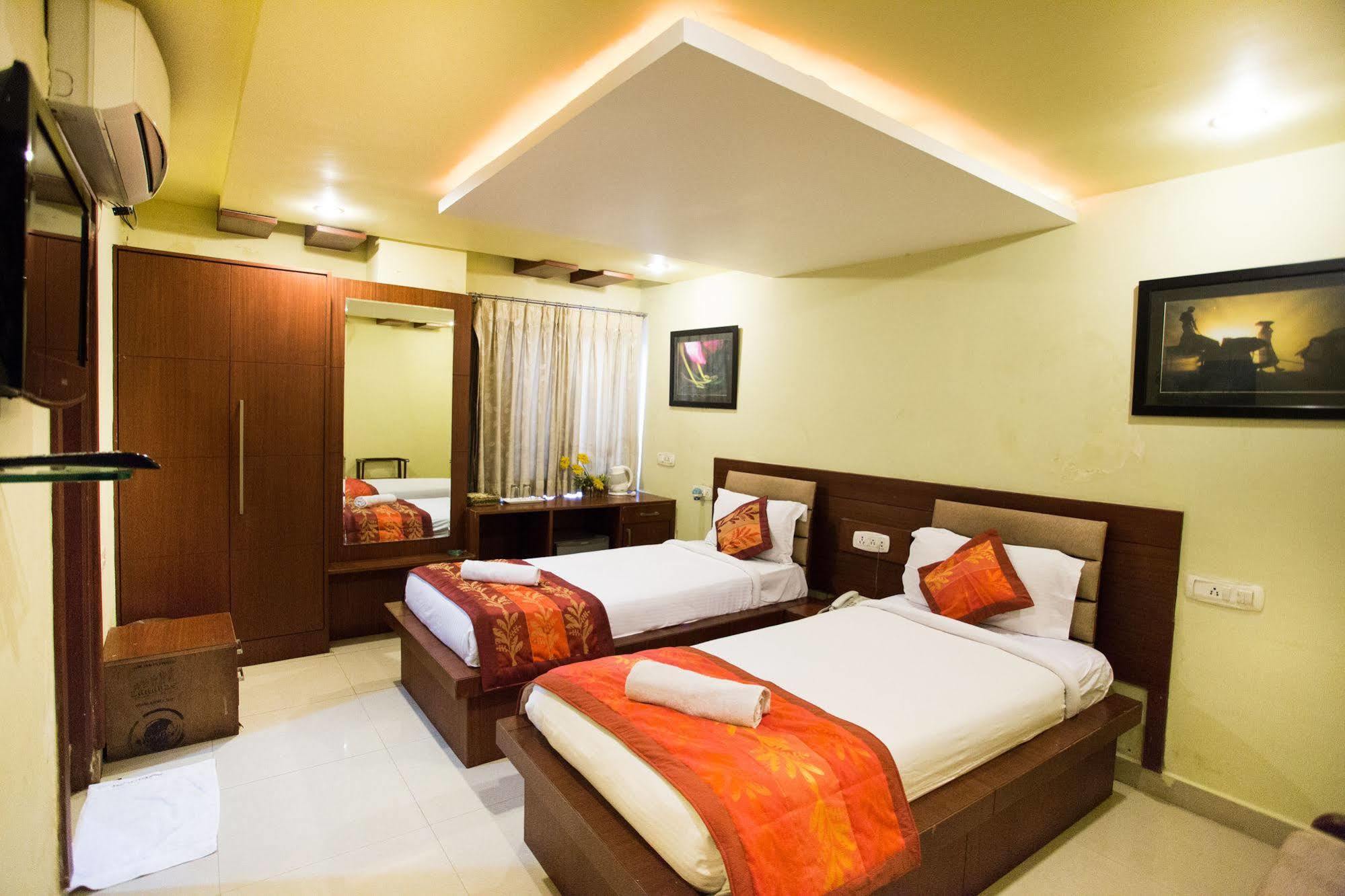 Namo Suites Hyderabad Exteriör bild